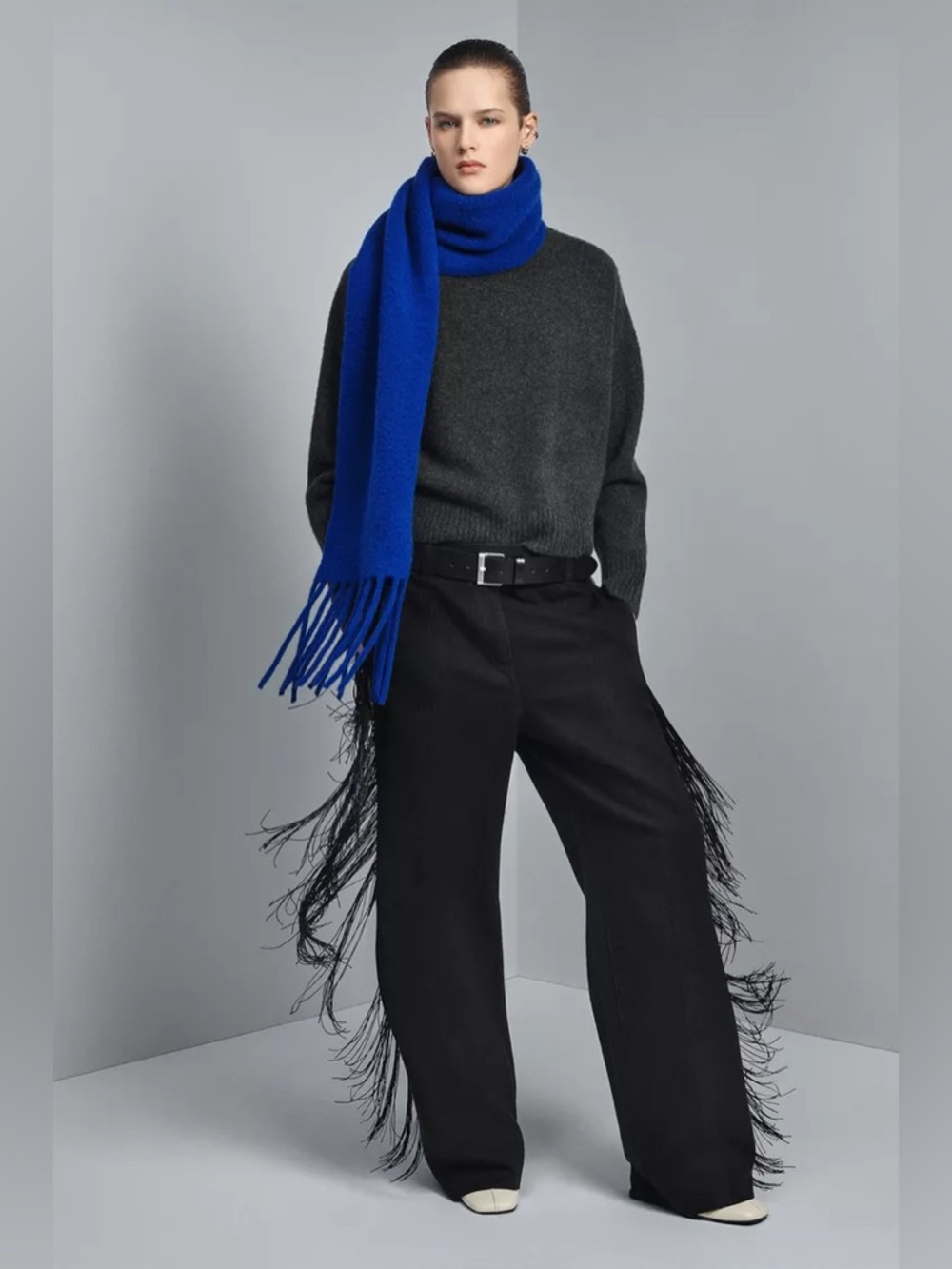 NWT Zara Woman Bloggers Fav ZW COLLECTION LIMITED EDITION FRINGED PANTS Jeans 4 - Picture 3 of 12